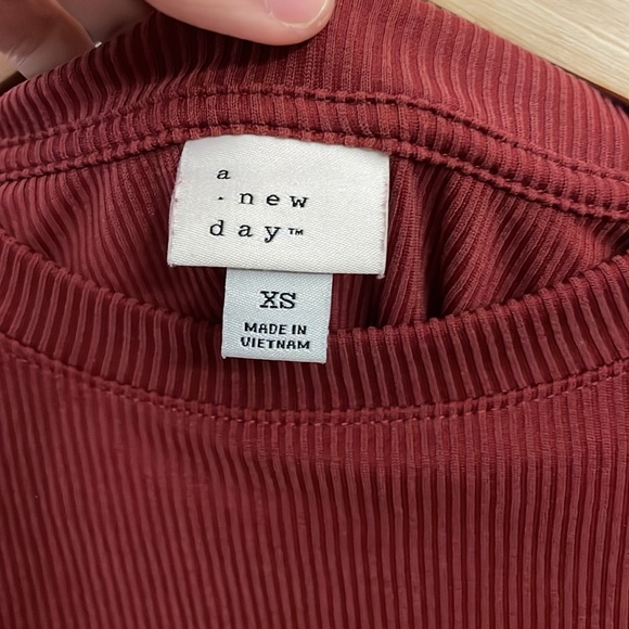 A new day Dark Red Ribbed Long Sleeve Blouse - Picture 5 of 5
